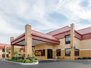 Quality Inn & Suites Hotel Muncie
