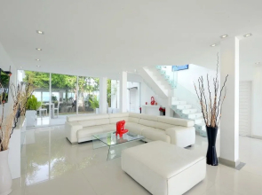 Luxury 5 Star Beach Villa 8 Bedrooms