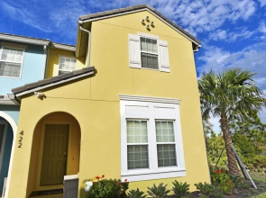 Festival Resort Private Splash Pool Near Disney! 5 Bedroom Townhouse by RedAwning