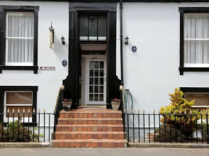 Craig Holm Guest House
