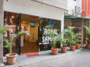 Fabhotel Royal Samrat