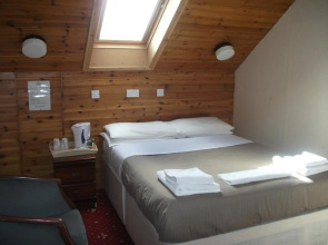 Edinburgh House Hotel