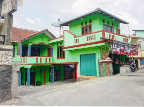 OYO 92997 Villa Hj Karnadi