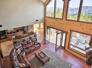 2 Mi to Indian Hot Springs: Cabin in the Rockies!