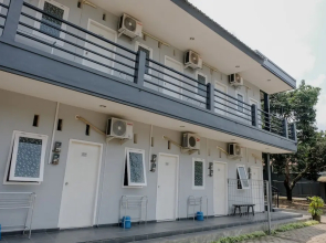 J3 Residence Syariah by OYO Rooms