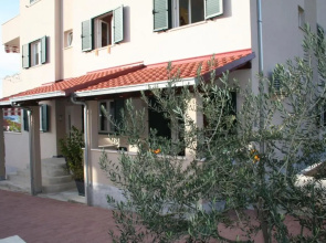 Apt Central - 40m from the beach