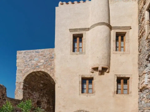 Malvasia Traditional Hotel