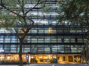 Отель Maitria Sukhumvit 18 Bangkok – A Chatrium Collection