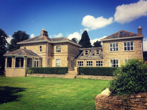 Walltree House