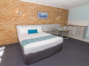 Sunshine Coast Motor Lodge