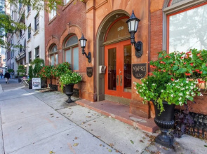 Rittenhouse GEM - Elevator, Gym, Location