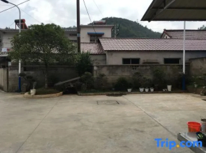 Qingaoshan Hotel, Jixian County