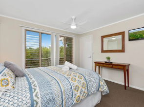 Hastings Cove Holiday Escape