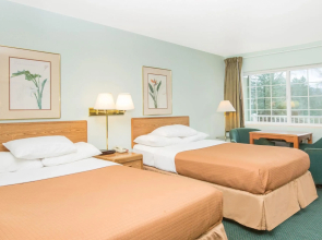 Riverfront Inn Roseburg