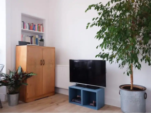 1 Bedroom Flat Near The Meadows