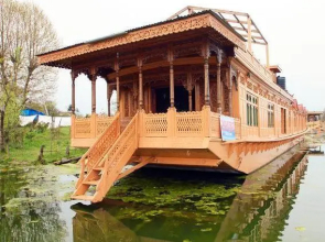 Canada Houseboats