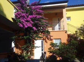 Apartment Midi - with two apartments: A2 Petrcane, Zadar riviera