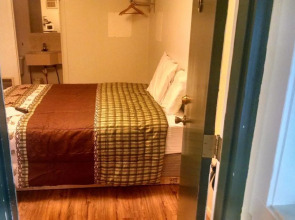 Newport Antler Motel