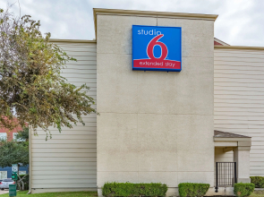 Studio 6 Dallas, TX