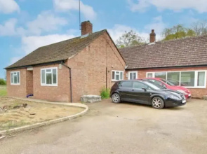 Sawtry Bungalow Retreat