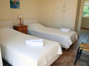 Pink House with panoramic view to Porto Rafti