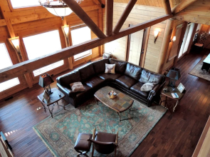 Bear Foot Lodge 4 Bedrooms 4.5 Bathrooms Cabin