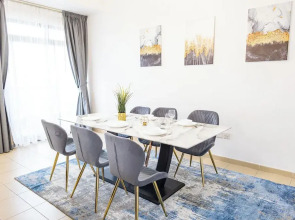 HAPPY SEASON I Amwaj apartment