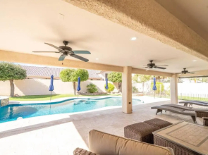 New! Lake Havasu Oasis w/ Custom Pool & Spa-