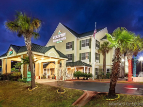 Country Inn & Suites by Radisson, Hinesville, GA