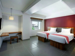 Swiss-Belexpress Kuta Legian