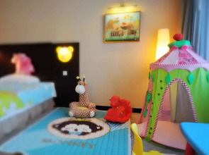 Guilin Lijiang Waterfall Hotel