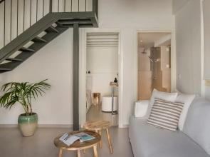 360° Luxury Residences