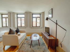 Legacy Oporto Design Apartment H by Vacationy