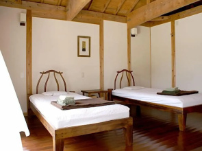 Sukabura Inn