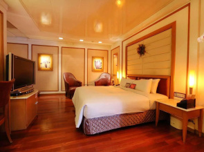 Royal Group Motel Tainan Branch