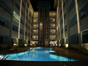 Cowrie Shell Beach Apartments