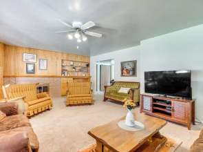 27 Mi to Zion: Home w/ Backyard in Cedar City!