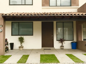Hermosa Casa Lomas de Angelopolis