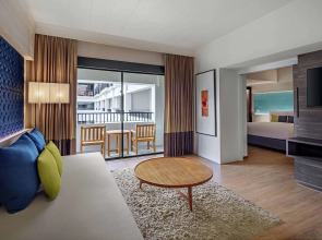 DoubleTree by Hilton Phuket Banthai Resort