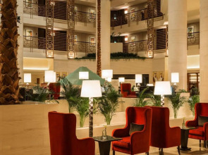 Sheraton Dubai Creek Hotel & Towers