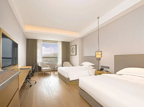 Ramada Plaza by Wyndham Shengzhou City Center