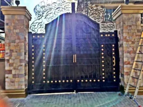 GGC Luxury Serviced Apartments - Gold