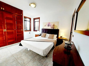 2 Suite Bedrooms Los Cristianos Incredible Sea View