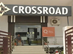 Hotel Crossroad by OYO Rooms