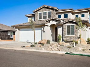 Curtis Ladera by RedAwning