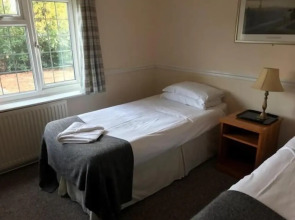 The Admirals Inn Guest House