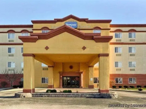 Rodeway Inn & Suites
