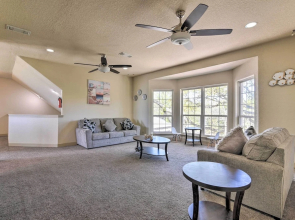 Waterfront Family Home w/ Patio in Hitchcock