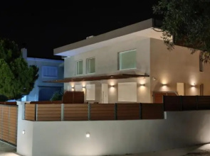 1Apartments Artemis luxury