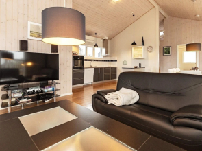 6 Person Holiday Home in Hirtshals-by Traum